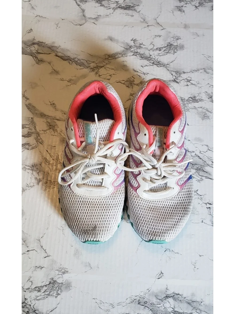 K-Swiss‎ Tubes White Mesh Sneakers with Coral & Aqua Accents. Size 7.5